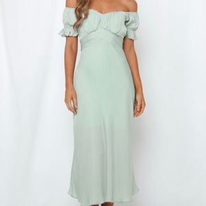 Hello Molly Off the shoulder midi/maxi dress pistachio green XS - NWT